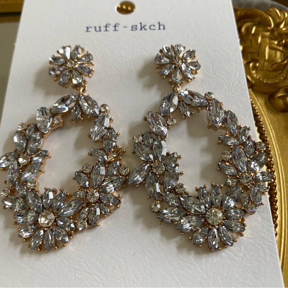 Silver Rhinestone Hanging Statement Earrings - image 3